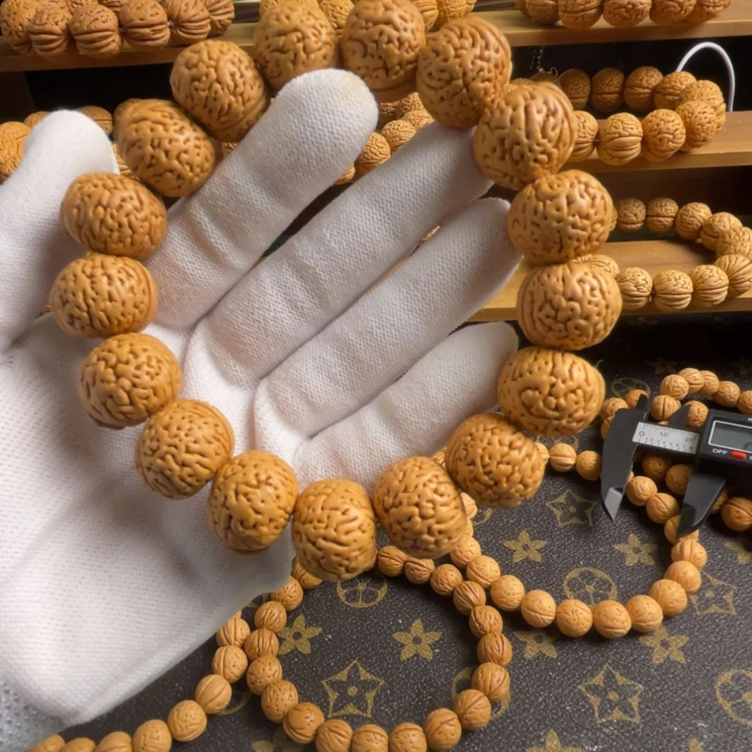 桃核手串王某南瓜大尺