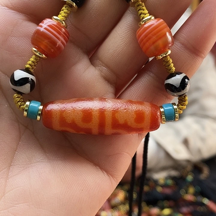 ****户玛瑙/玉髓合金颈饰