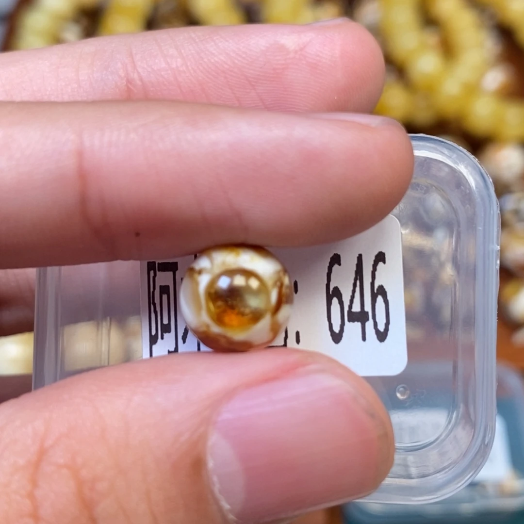 猴头核桃把件沁色圆珠老型646