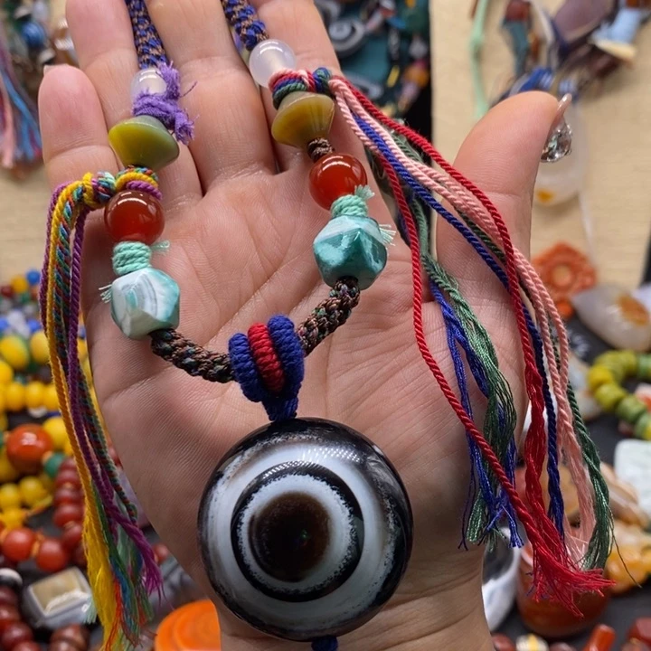 玛瑙/玉髓颈饰未镶嵌