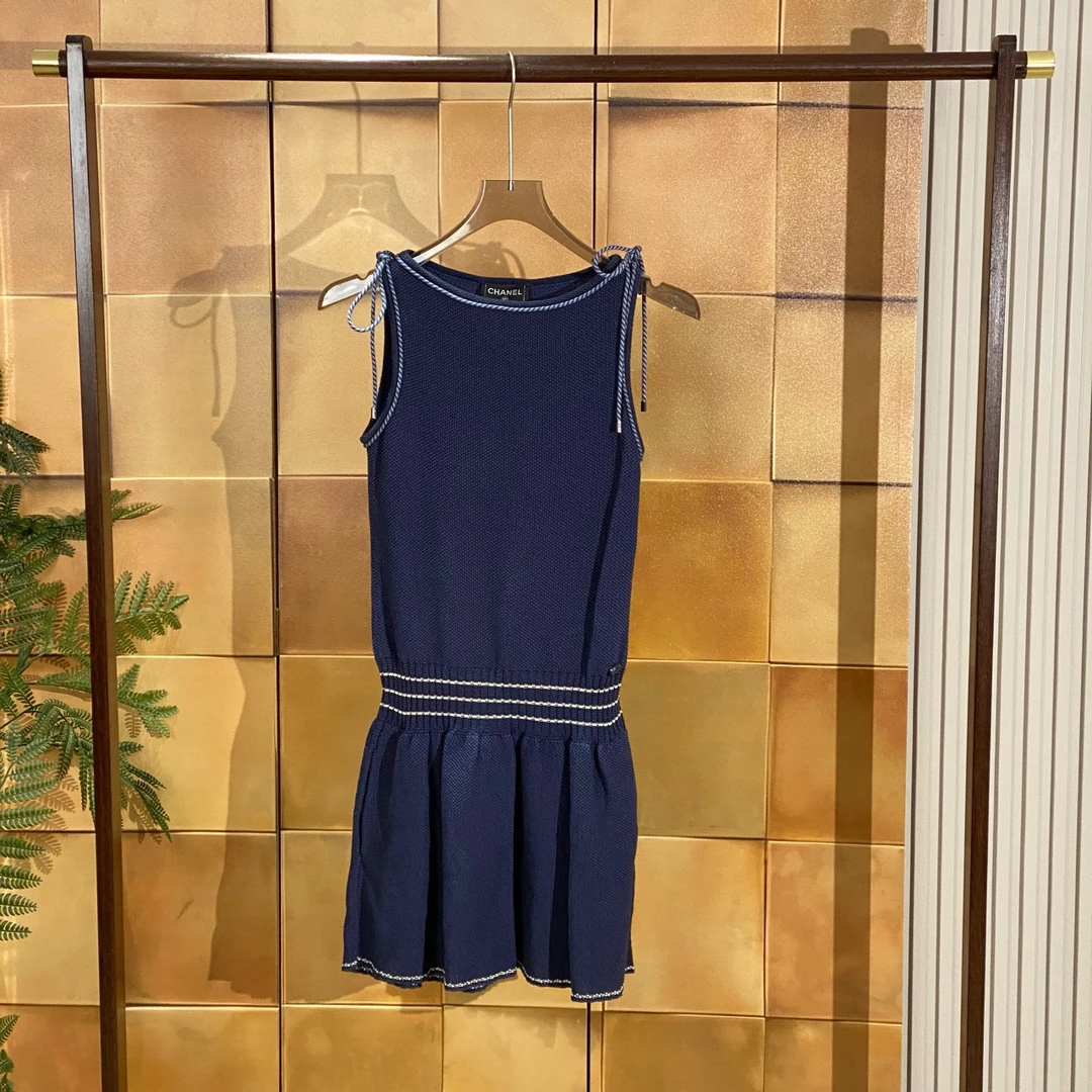 Chanel蓝色条纹针织连衣裙/34码/99新/27810
