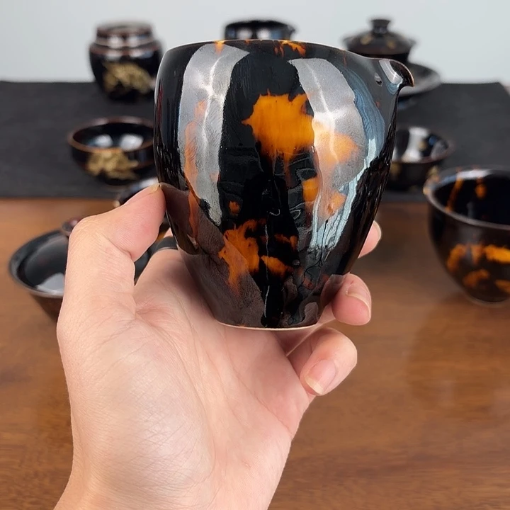 瓷玳瑁釉手握公道杯
