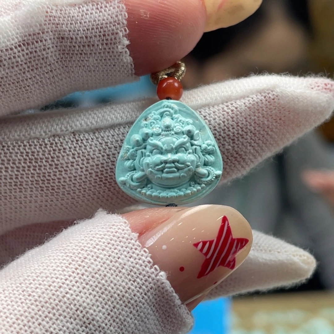 绿松石未镶嵌挂件