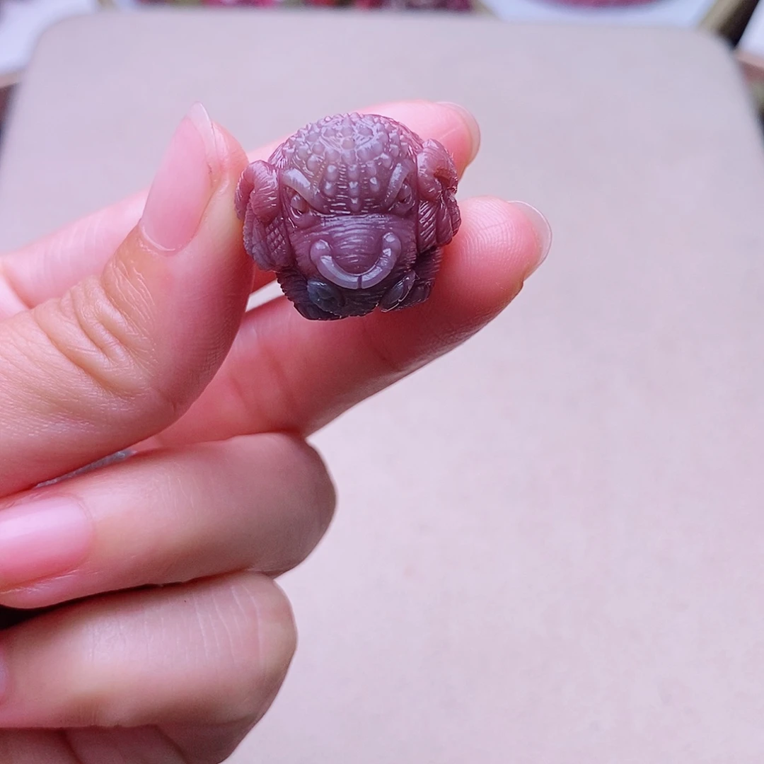 吉***子玛瑙/玉髓未镶嵌珠宝奇石盐源玛瑙定制