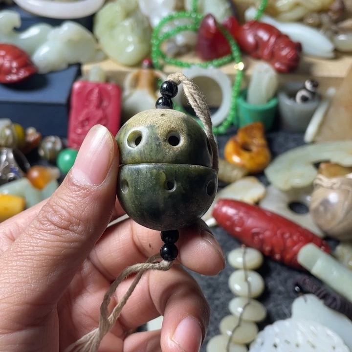 和田玉未镶嵌吊坠(不含链)