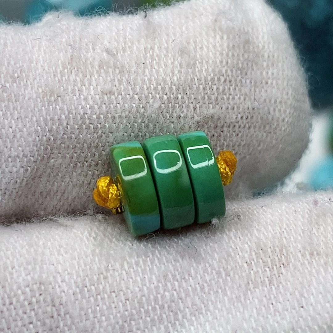 绿松石未镶嵌天然原矿 带武汉地大证书