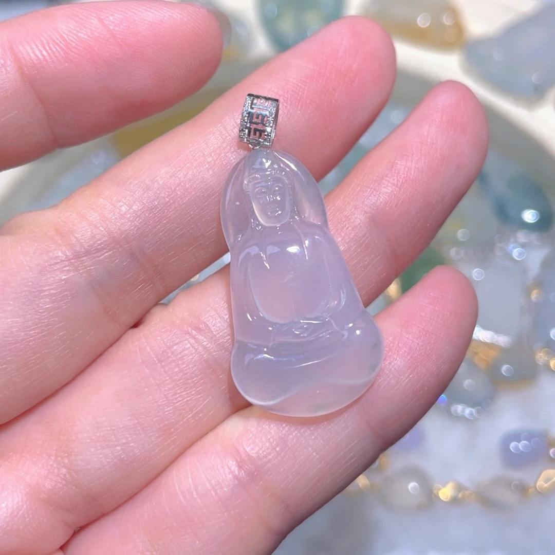 翡翠18K金镶嵌颈饰翡翠