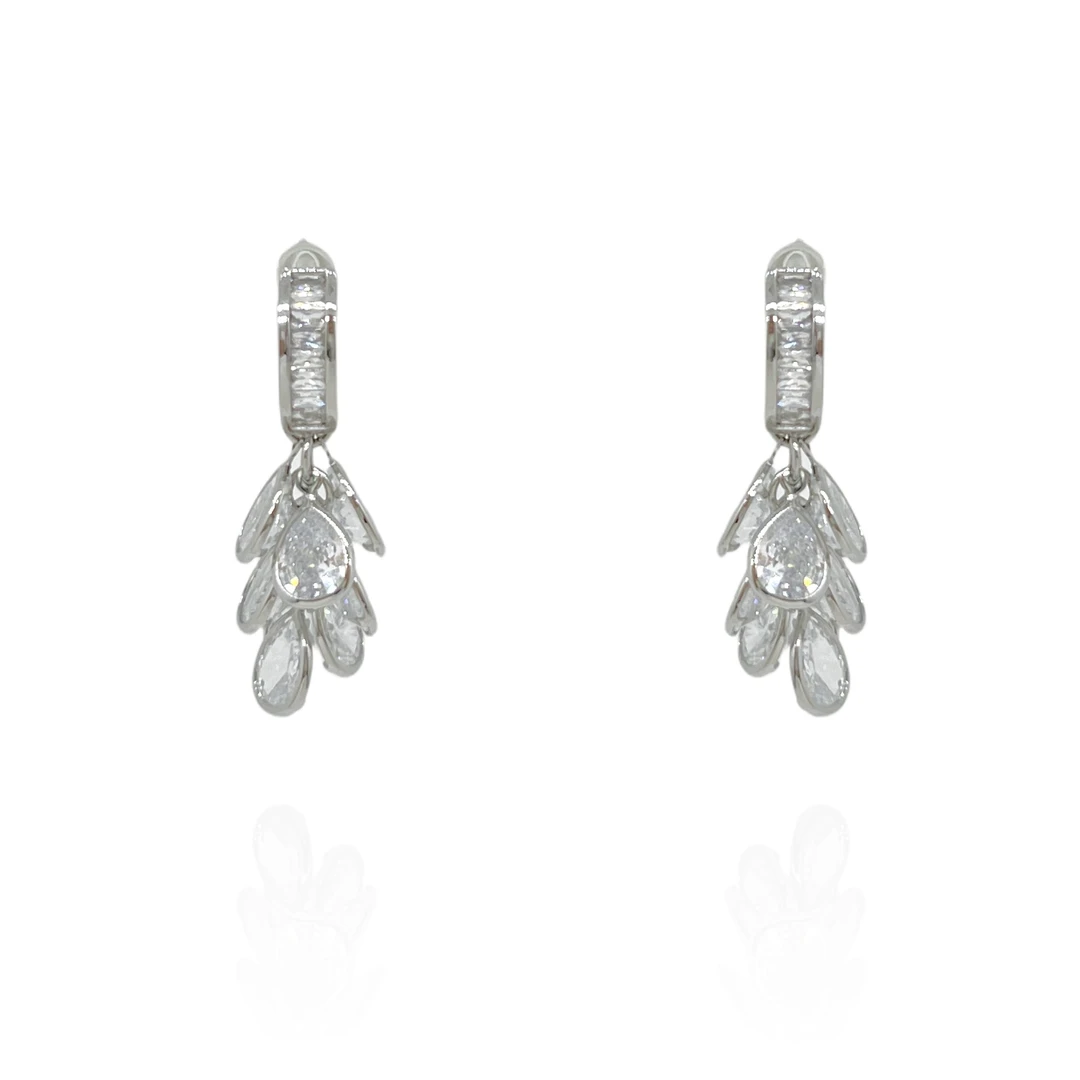 铜合金锆石耳饰 时尚轻奢精致叶子超闪锆石耳钉高级感气质耳饰