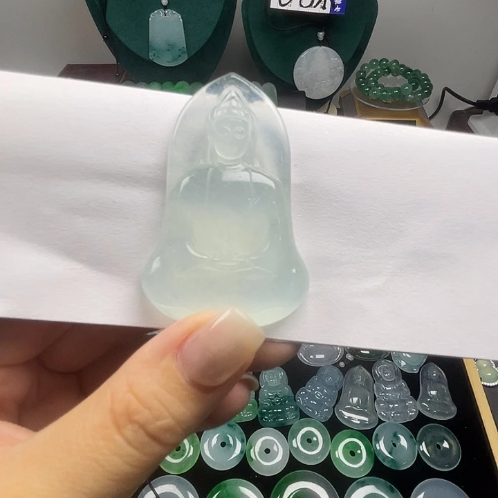 翡翠未镶嵌颈饰素衣