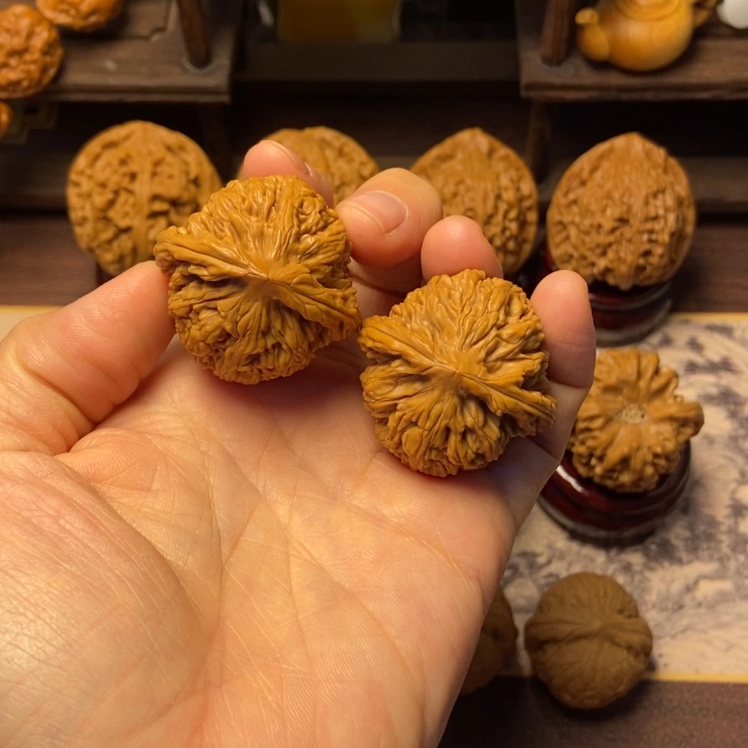 文玩核桃把件全品核老闷38