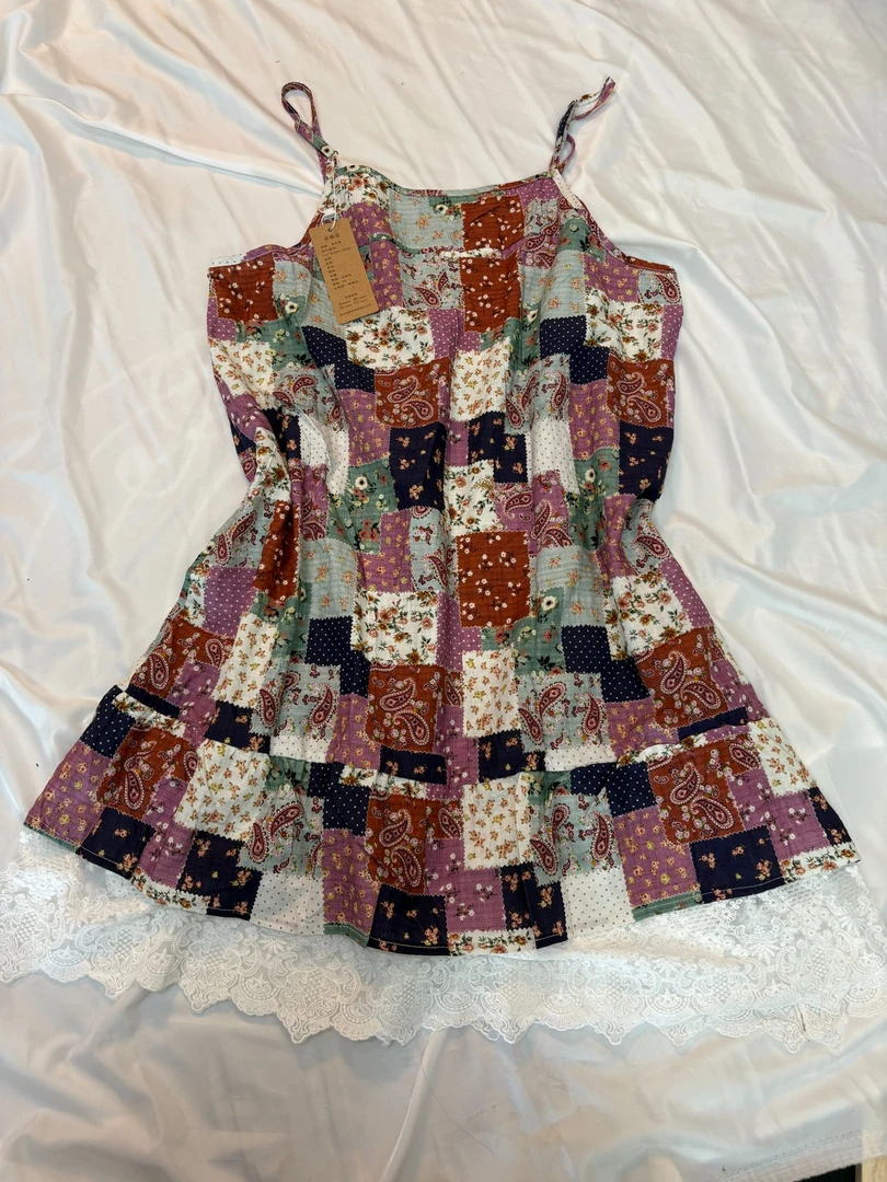 NO退货拼布蕾丝吊带裙复古碎花夏季