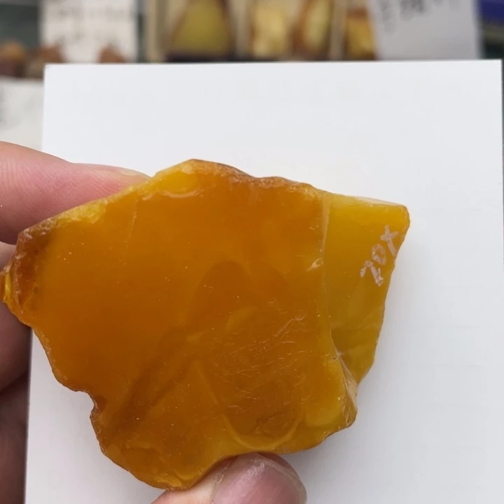 定制琥珀未镶嵌琥珀