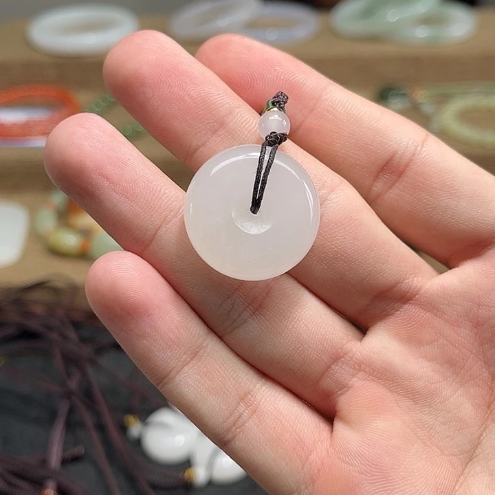 石英质玉手链未镶嵌