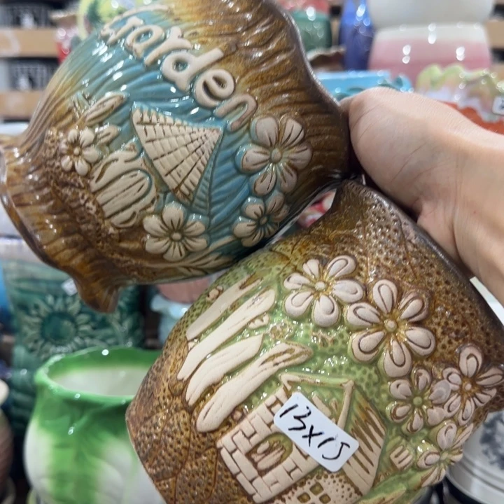 凑9块包邮，有孔，陶瓷花盆