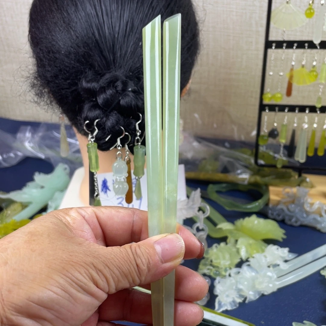 猫***花蛇纹石玉未镶嵌发饰