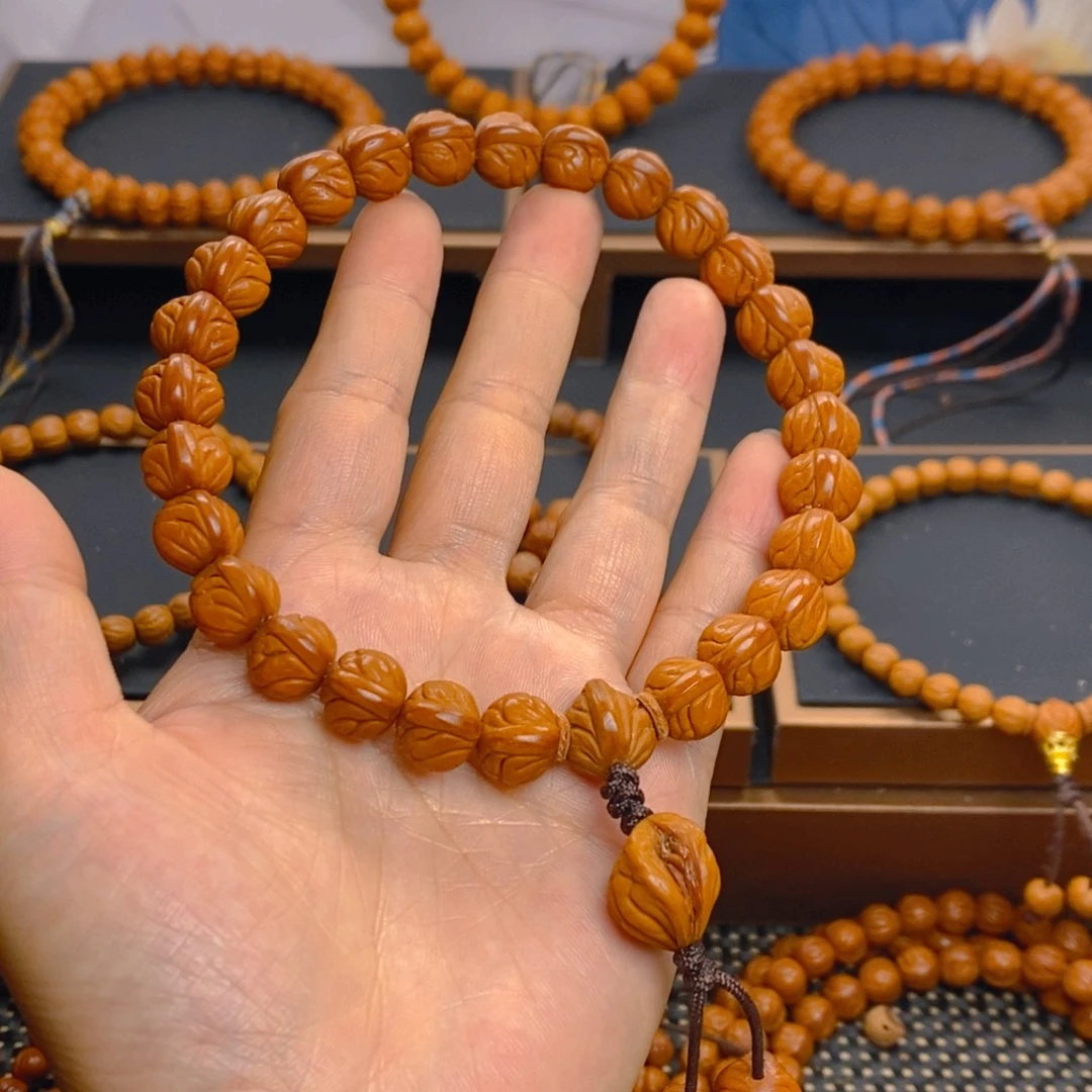 桃核吊坠1.15555555