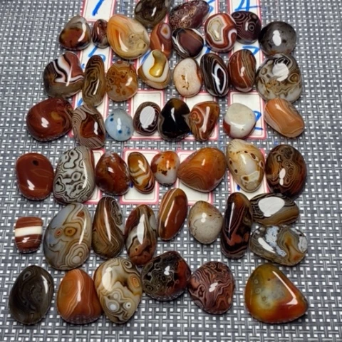 未镶嵌玛瑙/玉髓珠宝奇石石*仔打孔不退不换