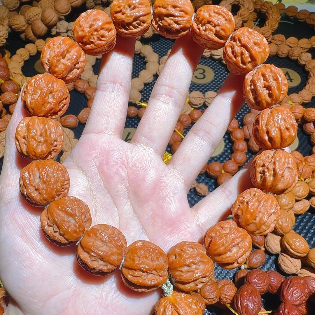 太*文玩核桃吊坠树王京八棱手持