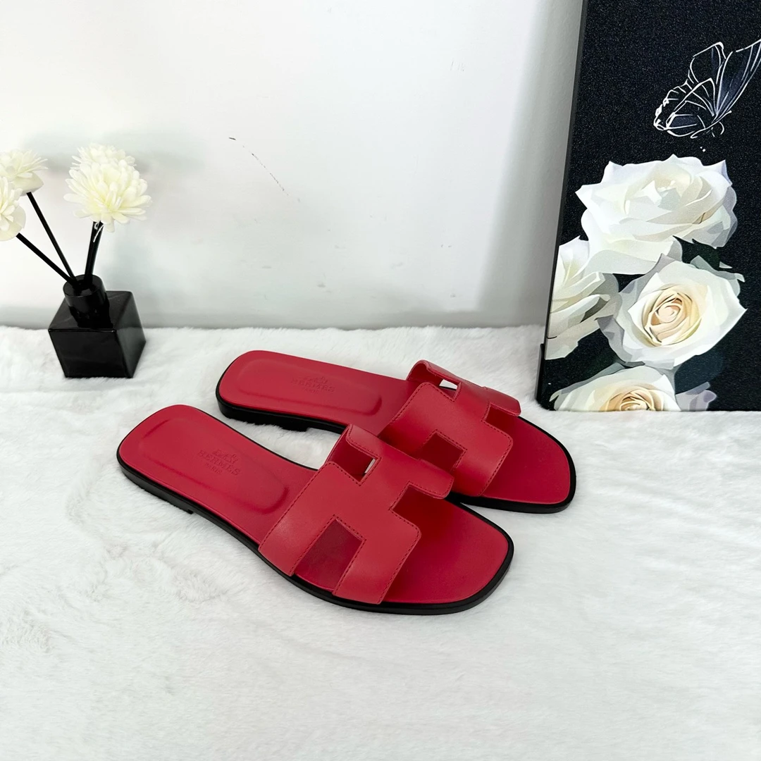 全新未使用 Hermes/爱马仕 爱马仕/36码/粉色拖鞋/TT0025