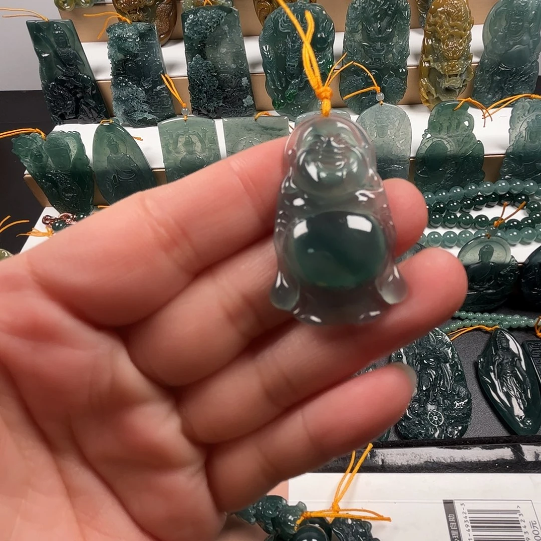 翡翠未镶嵌颈饰纯天然A货翡翠吊坠666