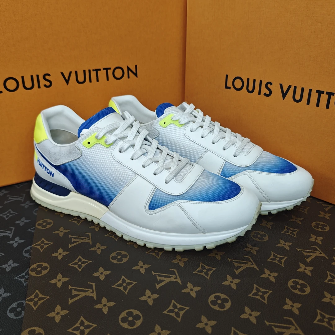 99新 LouisVuitton/路易威登 42码/runaway 渐变布面拼接运动鞋