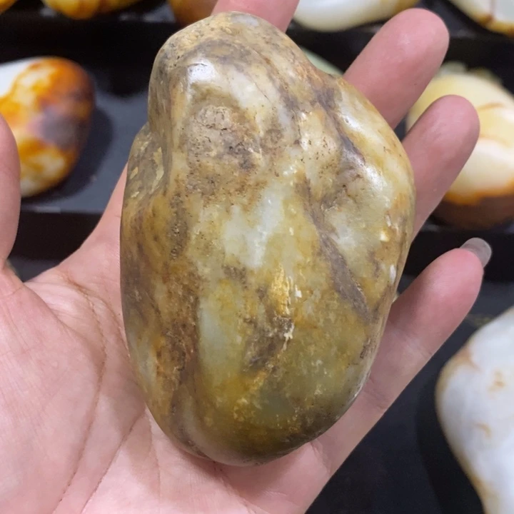和田玉（糖玉）未镶嵌挂件
