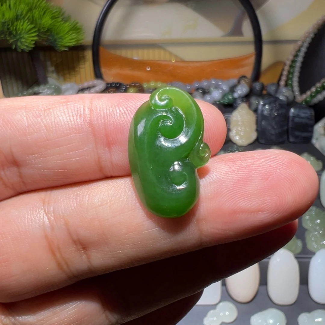 和田玉（碧玉）未镶嵌颈饰