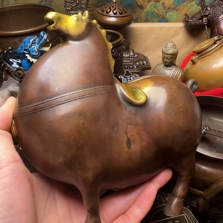 精美铜器批发档口