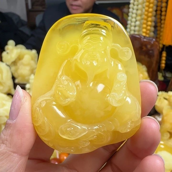 蜜蜡珠宝奇石未镶嵌