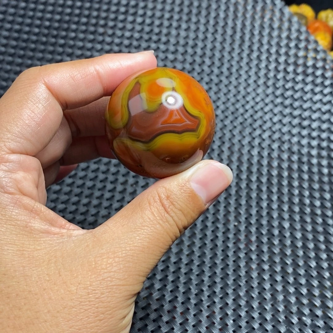 玛瑙/玉髓战国红未镶嵌流**¥