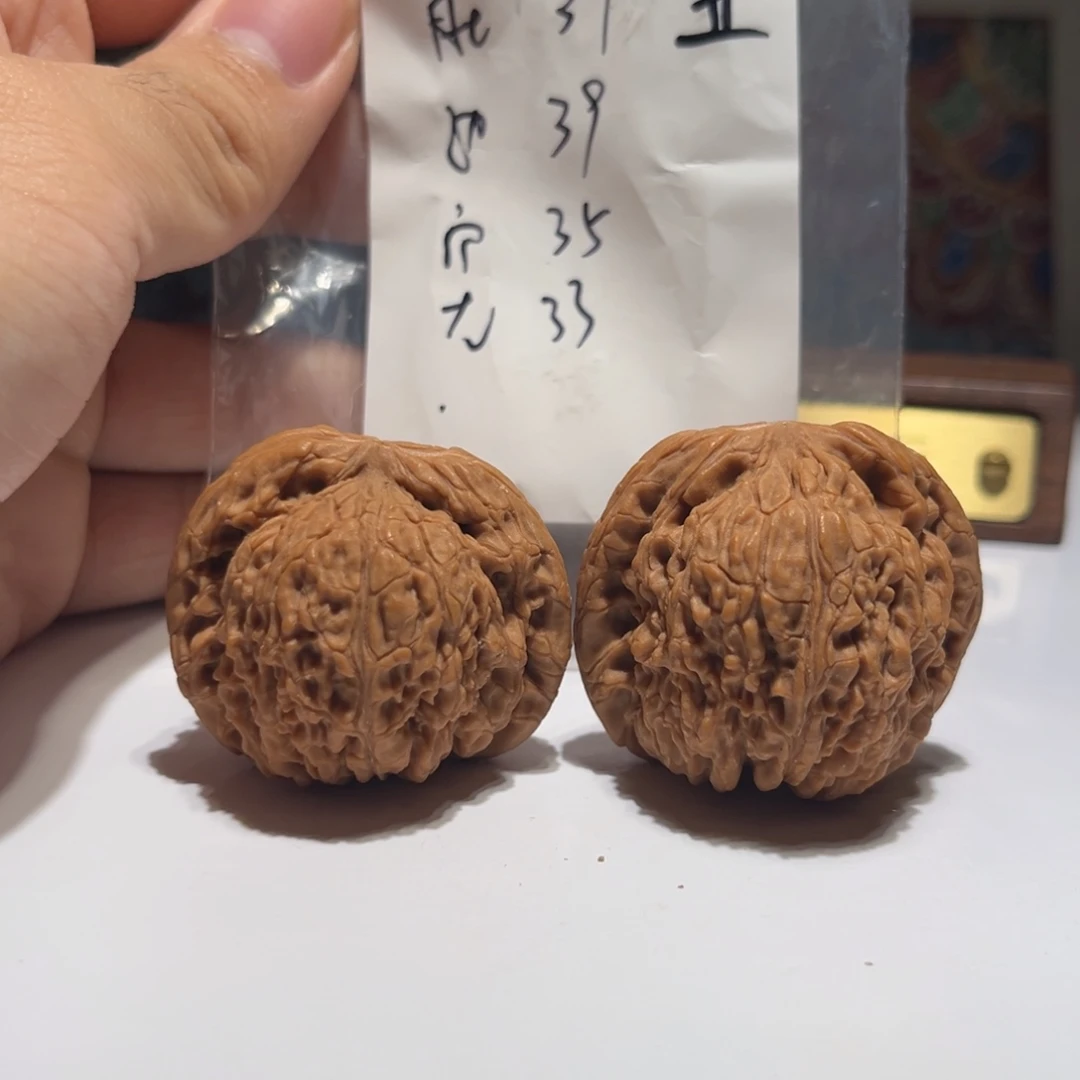 贾***长文玩核桃吊坠jb001