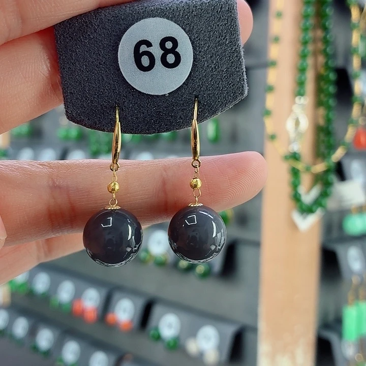 和田玉18K金镶嵌耳饰