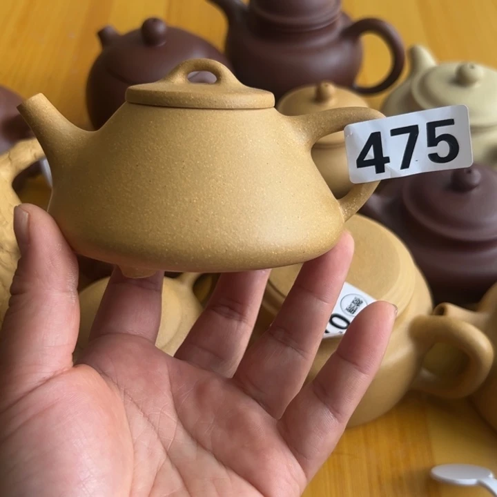 茶壶紫砂黄金段半手工180cc左右