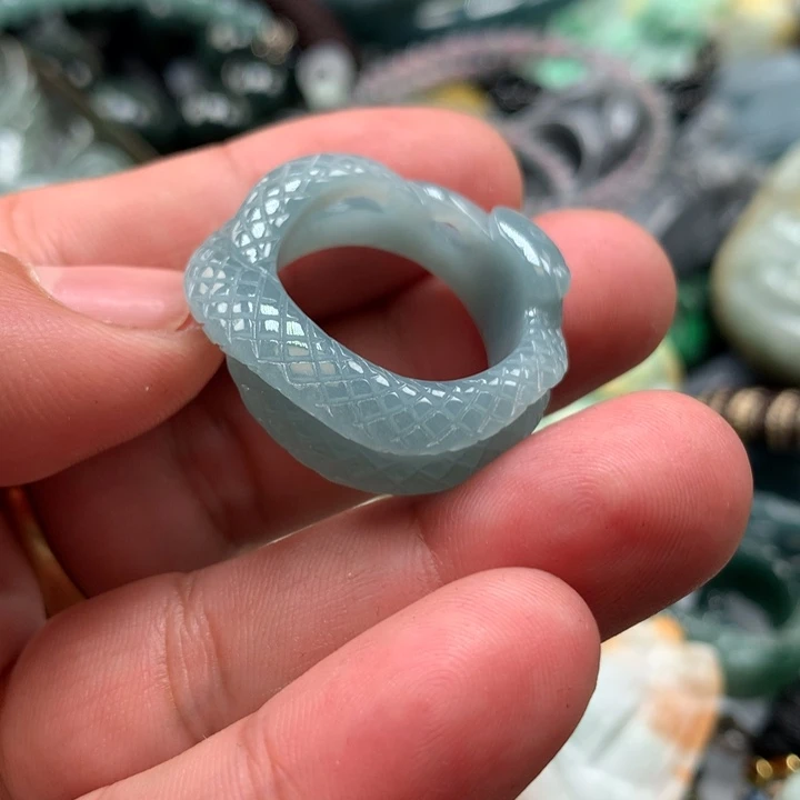 翡翠颈饰未镶嵌保真天然a货翡翠