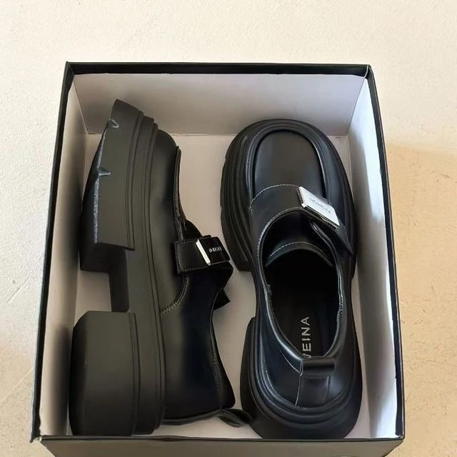 英伦风小皮鞋女秋季2025新款春秋复古百搭增高配裙子厚底乐福单鞋