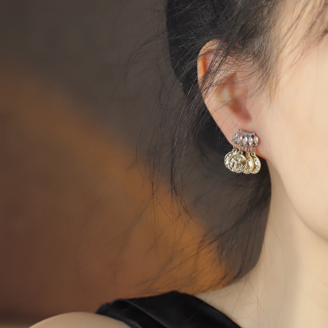 合金合成锆石耳饰 复古人像金币流苏耳环2025年新款潮耳钉女小众