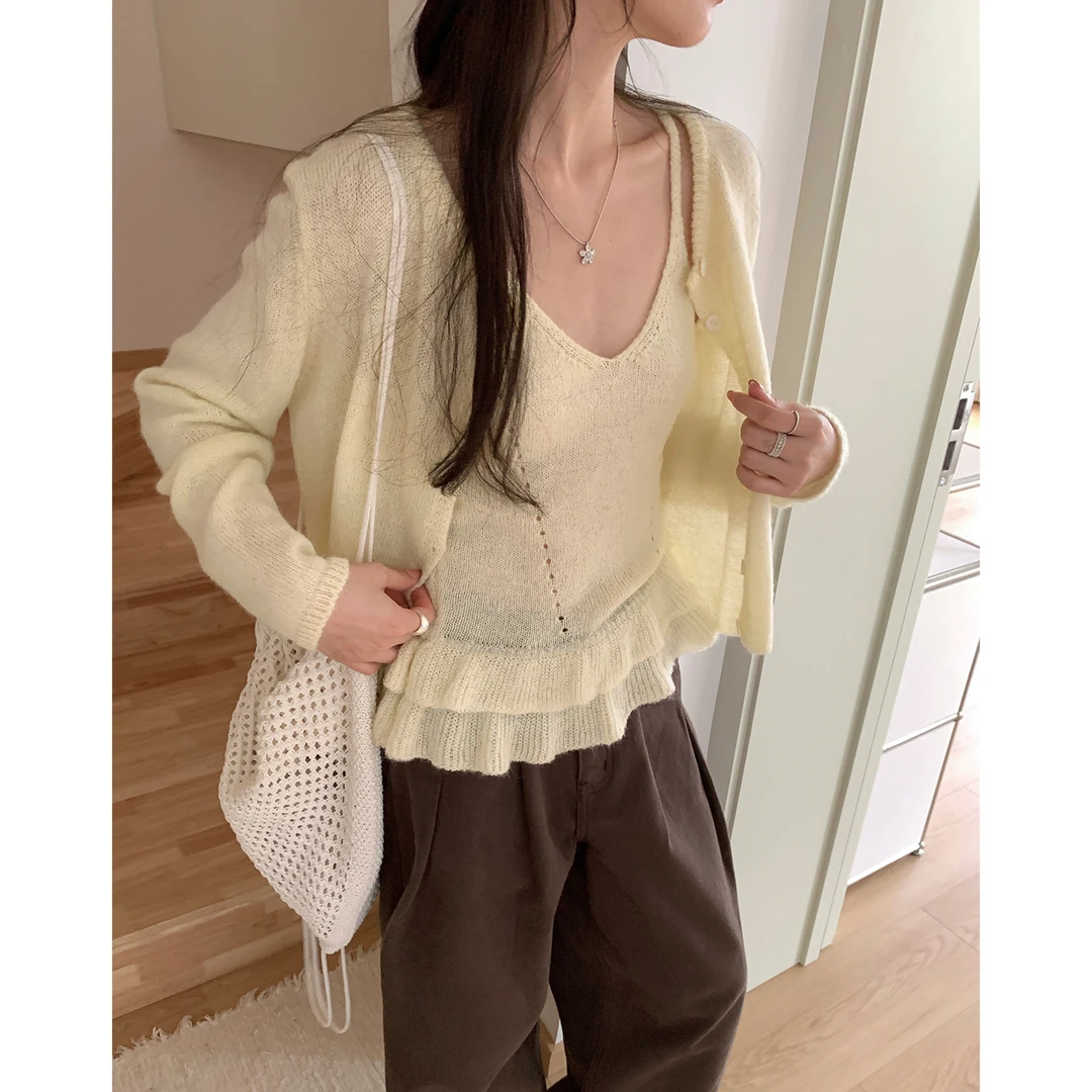 【09/09 20:00 8.5折】韩系简约针织开衫+设计感内搭小吊带女