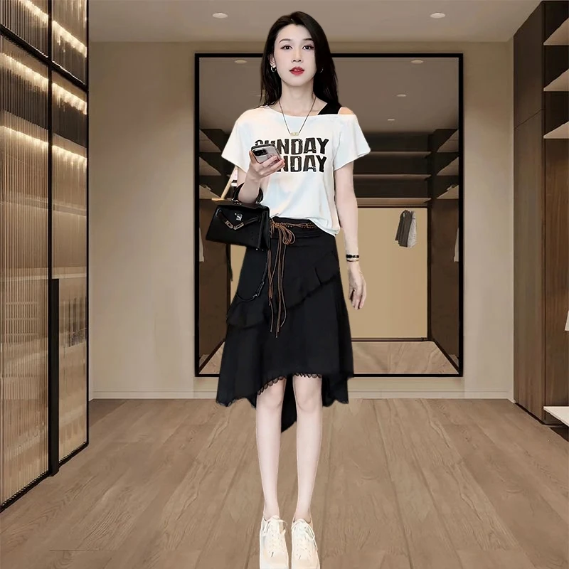 夏天超好看套装女2025新款韩系时尚减龄露肩短袖黑色半身裙两件套