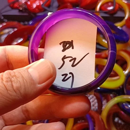 玛瑙/玉髓手镯未镶嵌