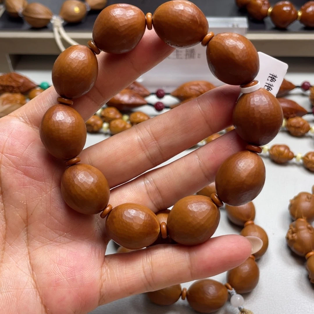 吊坠橄榄核大师兄枣珠
