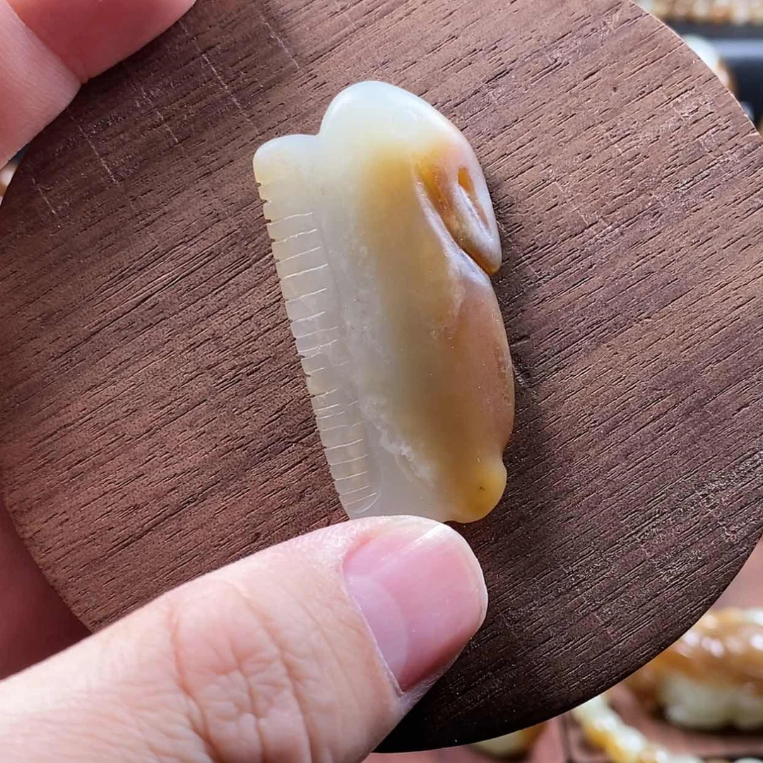 【闪购商品】和田玉（糖玉）颈饰未镶嵌?****者