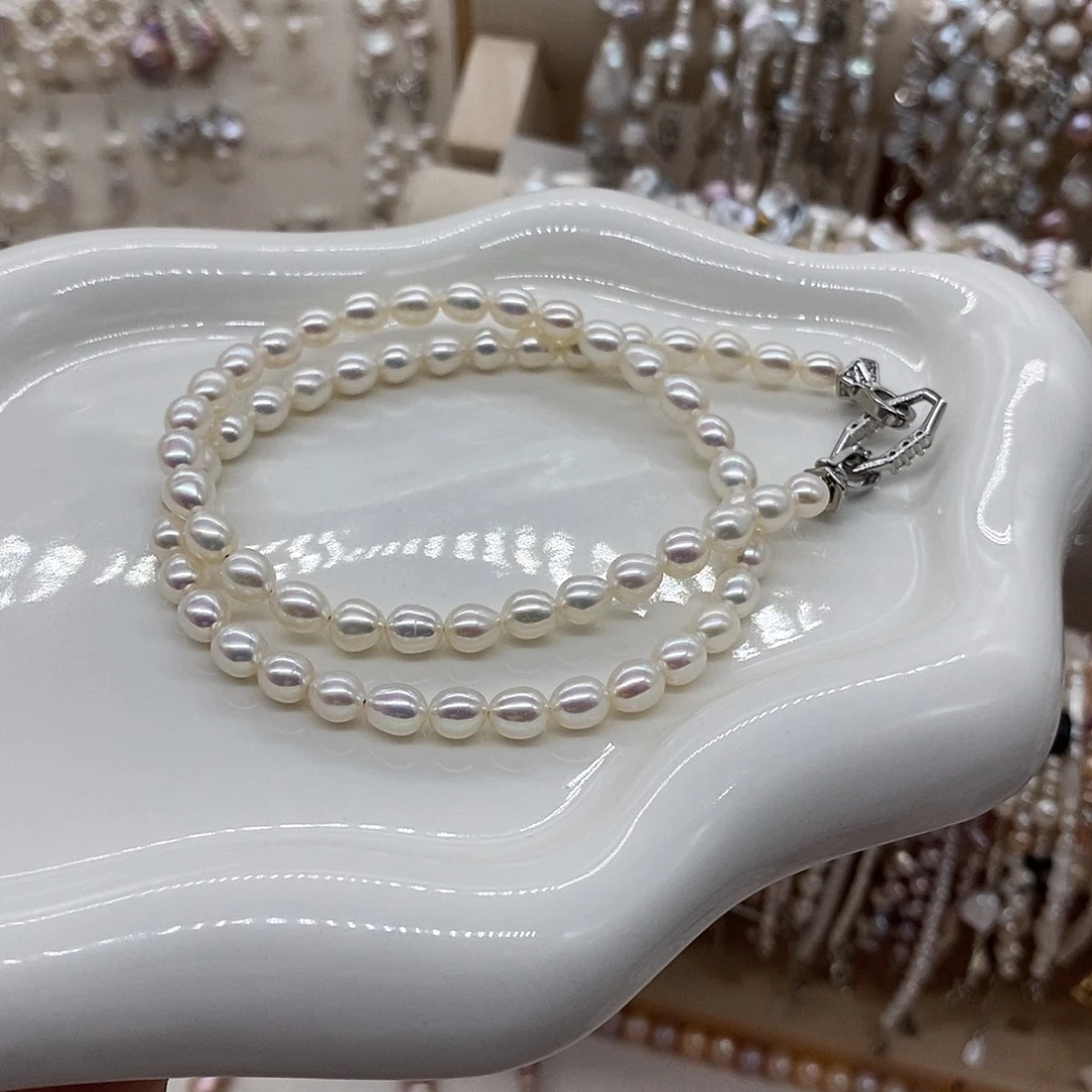 银S925镶嵌淡水珍珠耳饰