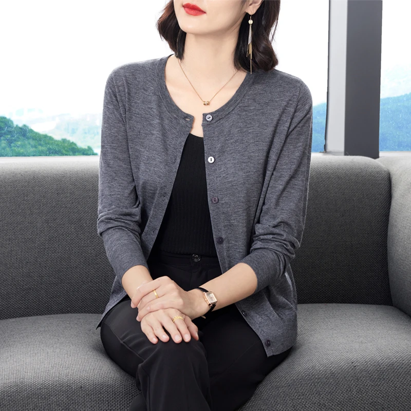 专柜同款开衫针织衫女2025新款爆款女士妈妈洋气保暖外套羊毛衫