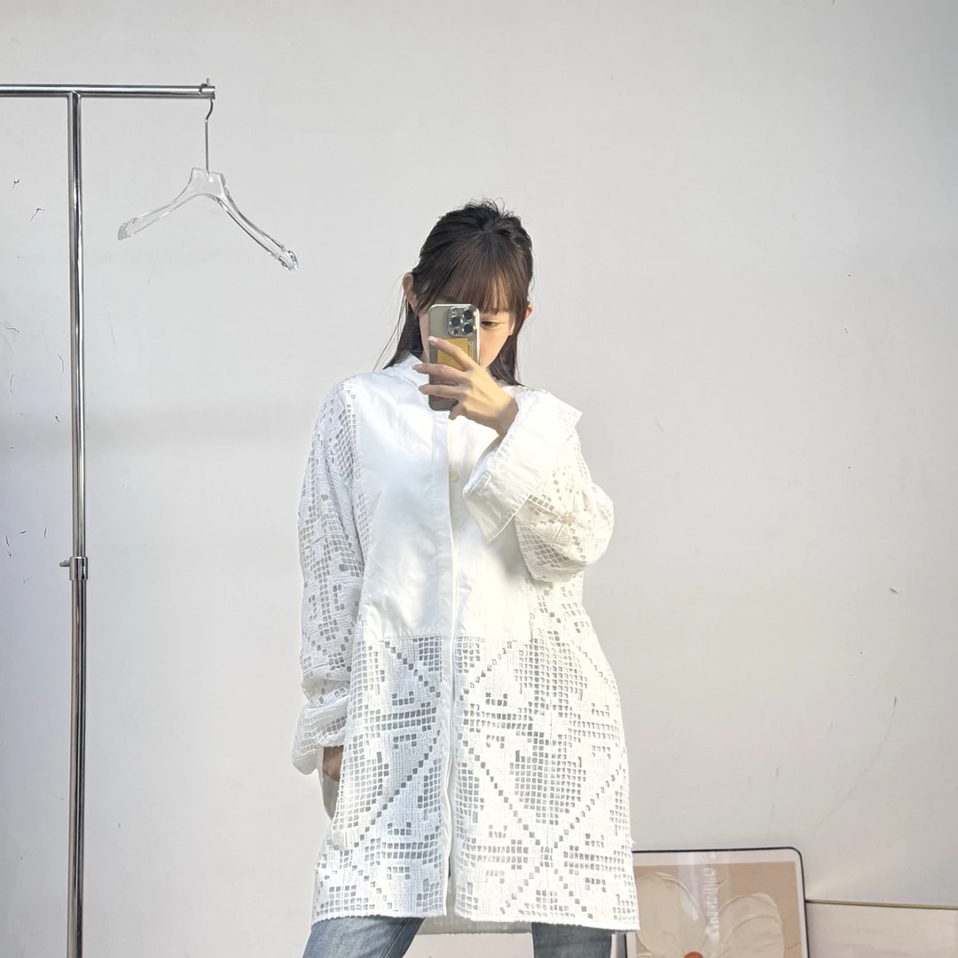 99新 Valentino/华伦天奴 Valentino 白色 上衣 99新 38码 A6712