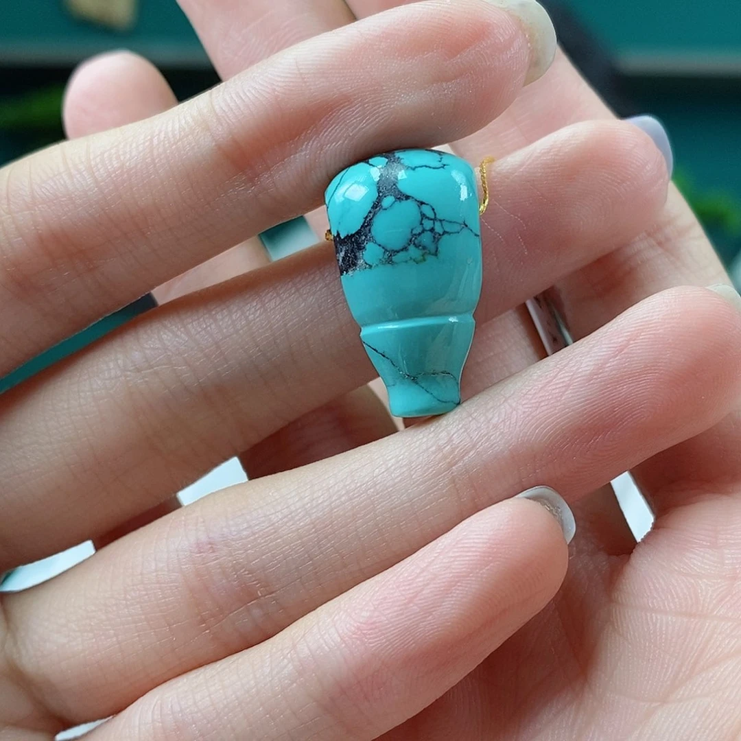 未镶嵌绿松石珠宝奇石