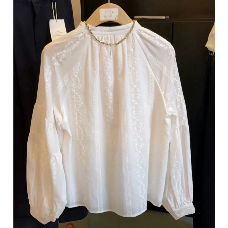 自留爆款推荐~秋意绵绵 法式提花刺绣白色衬衫女秋季收褶气质