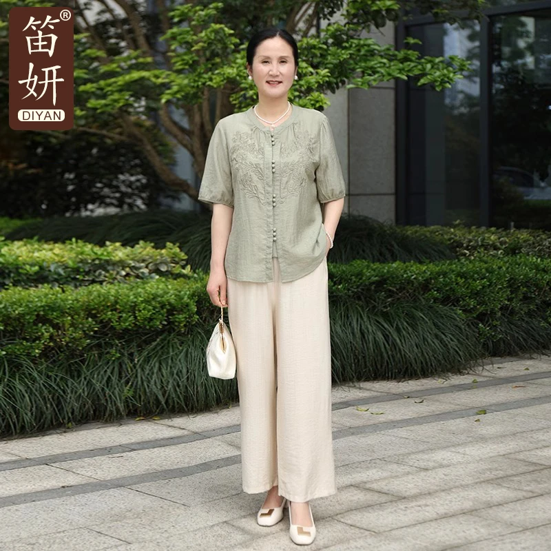 新款夏季短袖小衫妈妈装夏装套装中老年女装新中式立体刺绣两件套
