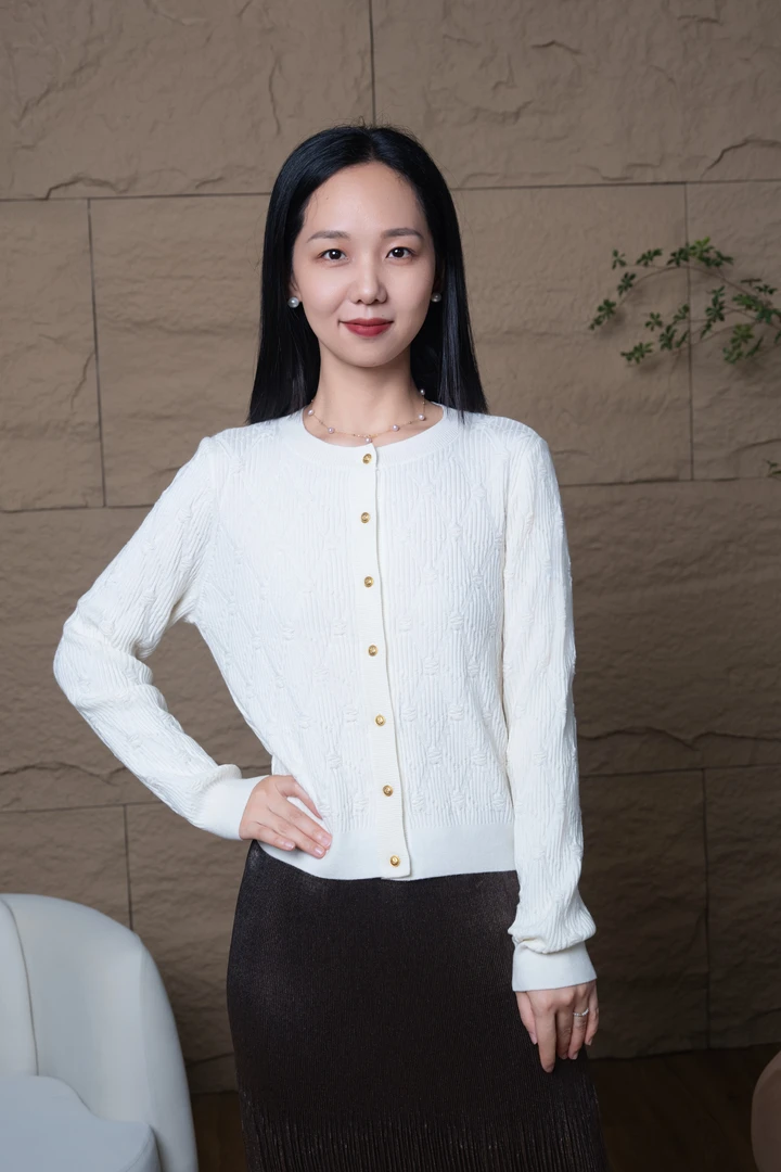 2025春季新长袖针织时尚休闲女士百搭镂空羊绒半高领圆领开衫909