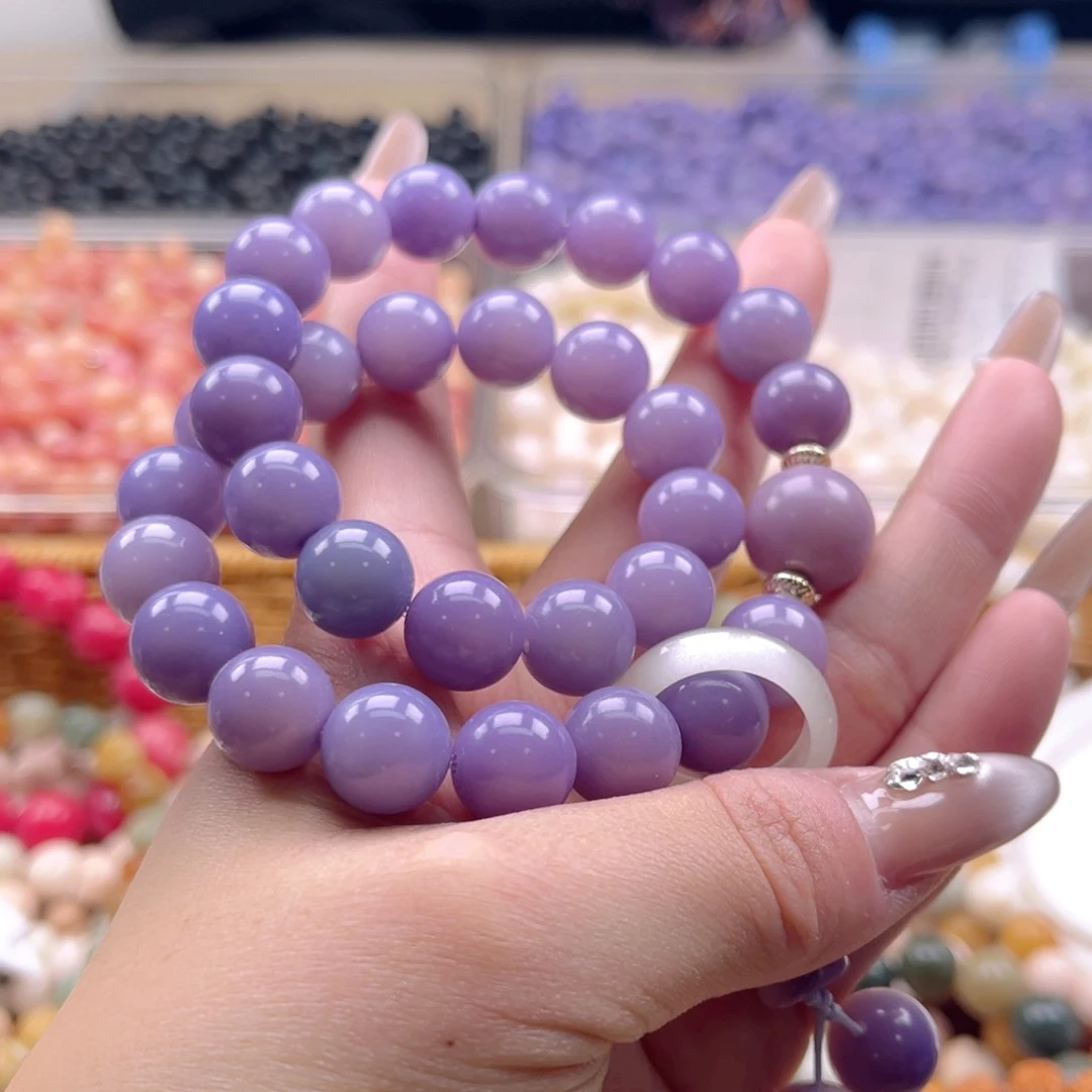 白玉菩提吊坠q12mm110颗。紫玉兰