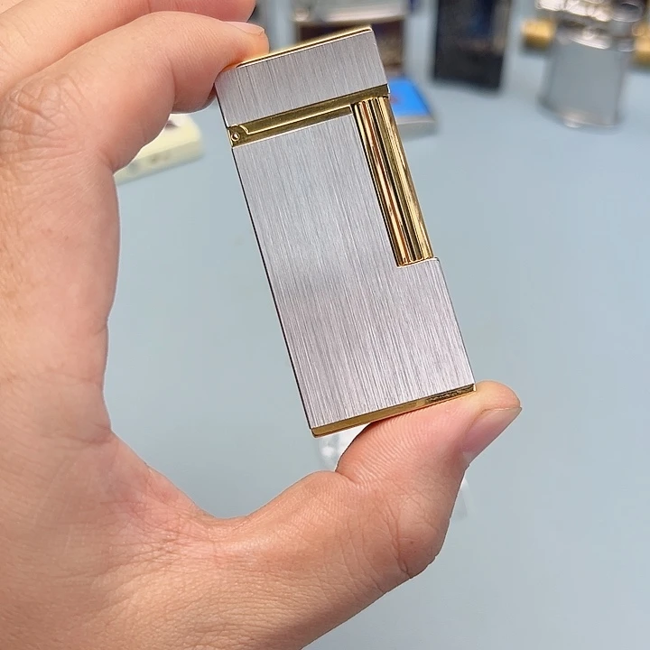 琅桑一代充气打火机